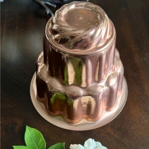 Vintage / antique copper jello mold functional decor cottage core